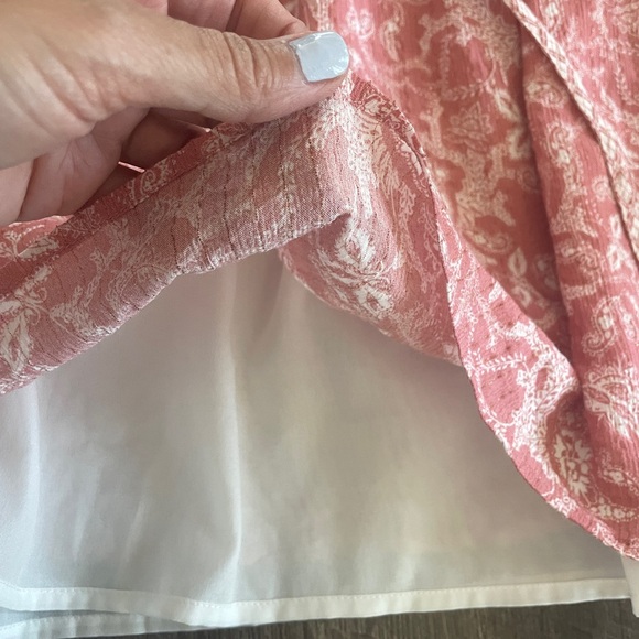 BTFL-Life pink and gold thread blouse in XS - Picture 9 of 10